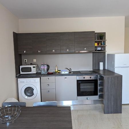 Sunny Star Dreams Condo W Prime Location, Pool, Sea View Sveti Vlas Exterior photo
