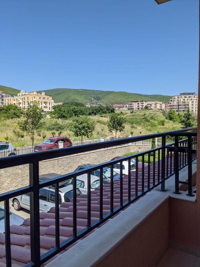 Sunny Star Dreams Condo W Prime Location, Pool, Sea View Sveti Vlas Exterior photo